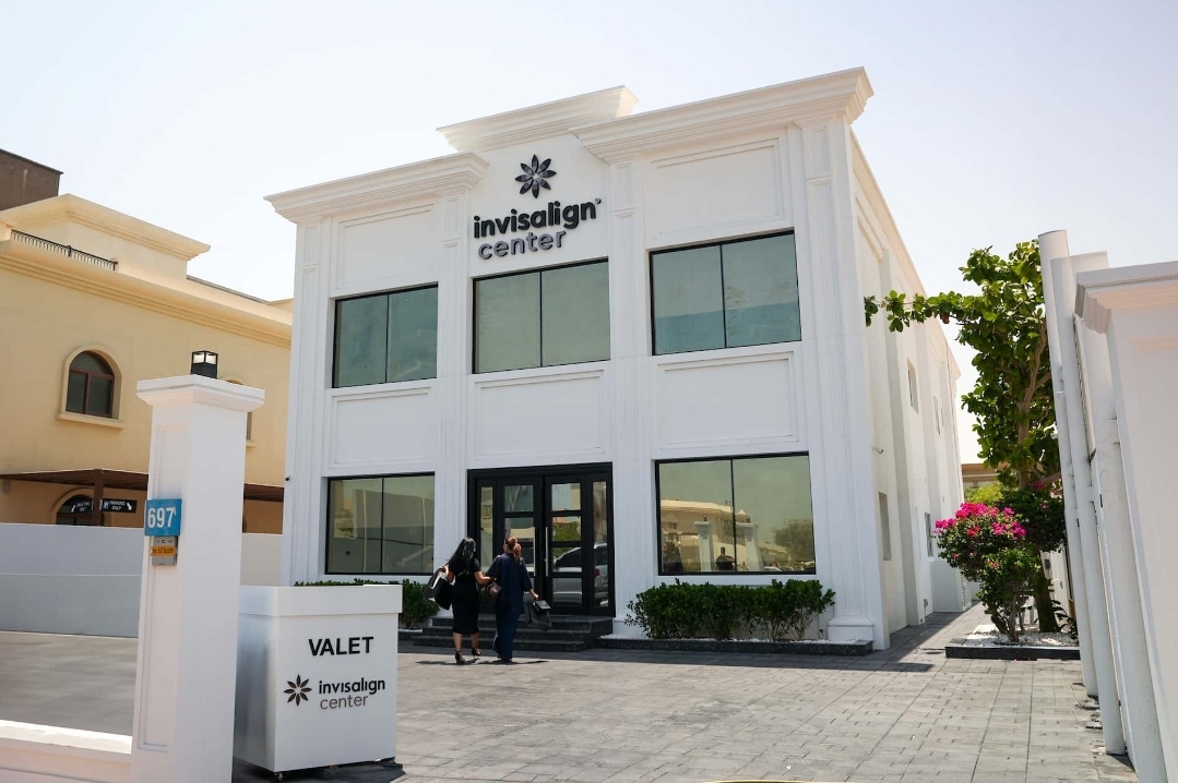 Invisalign Experience Center – Hiring Now