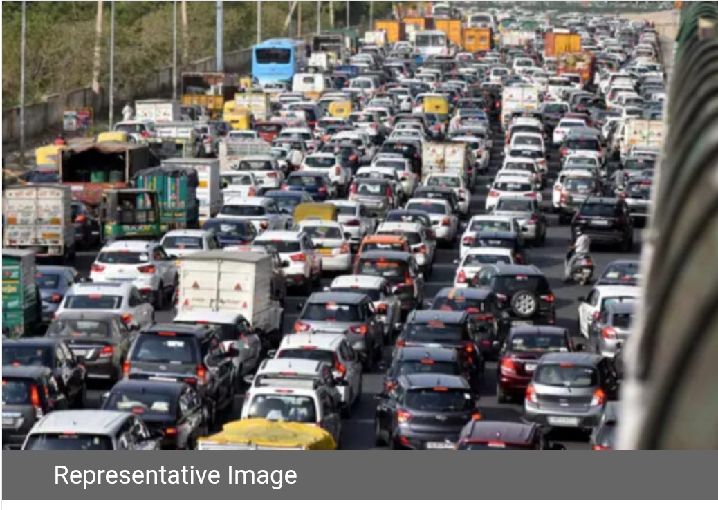 Traffic restrictions ahead of SRH vs RR IPL match in Hyderabad Heavy traffic congestion is expected from 12 noon to midnight.