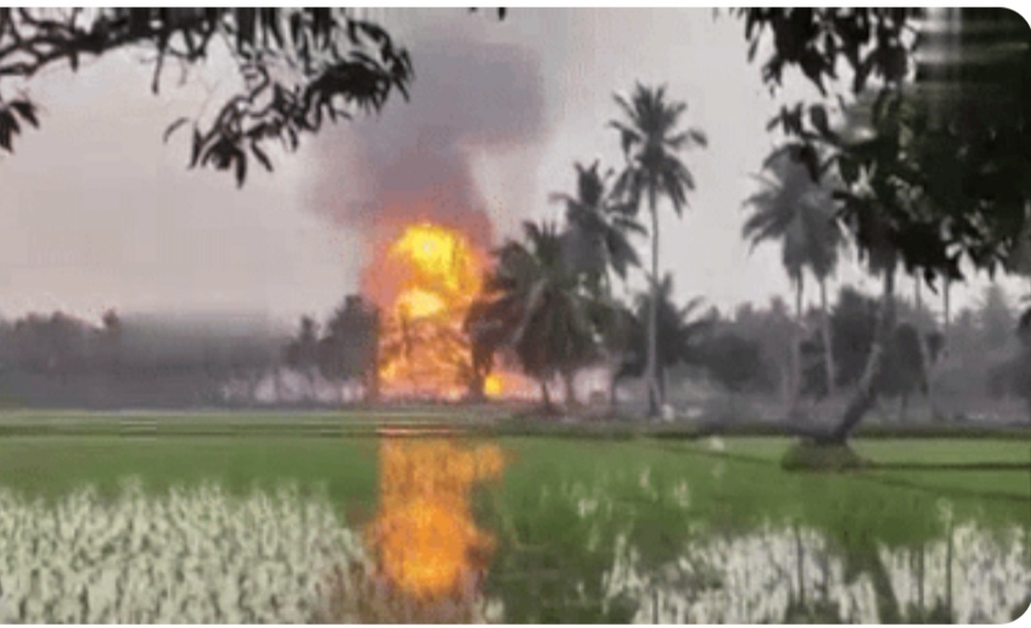 Andhra Pradesh: Massive gas leak at ONGC well in Konaseema triggers fire; villagers in panic