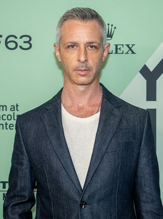 BIRTHDAY WISHES TO Jeremy Strong