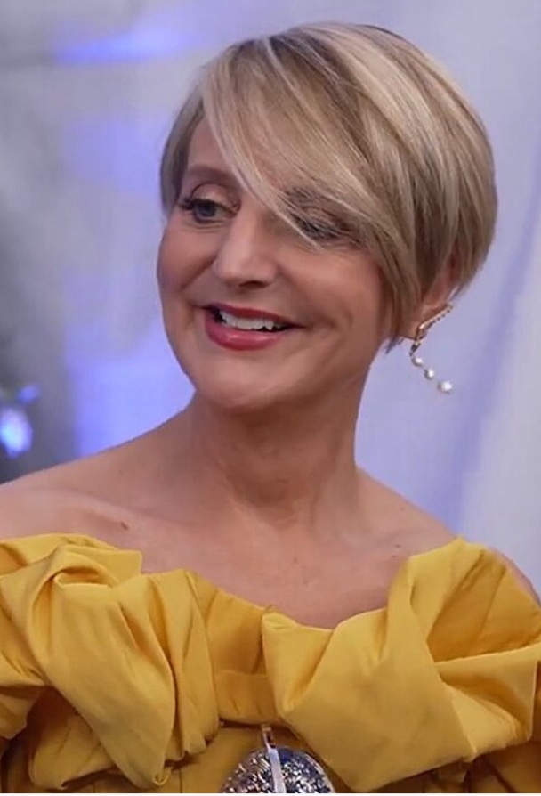 BIRTHDAY WISHES TO Marianne Elliott