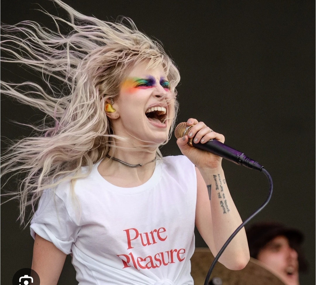 HAPPY BIRTHDAY TO HAAYLEY WILLIAMS