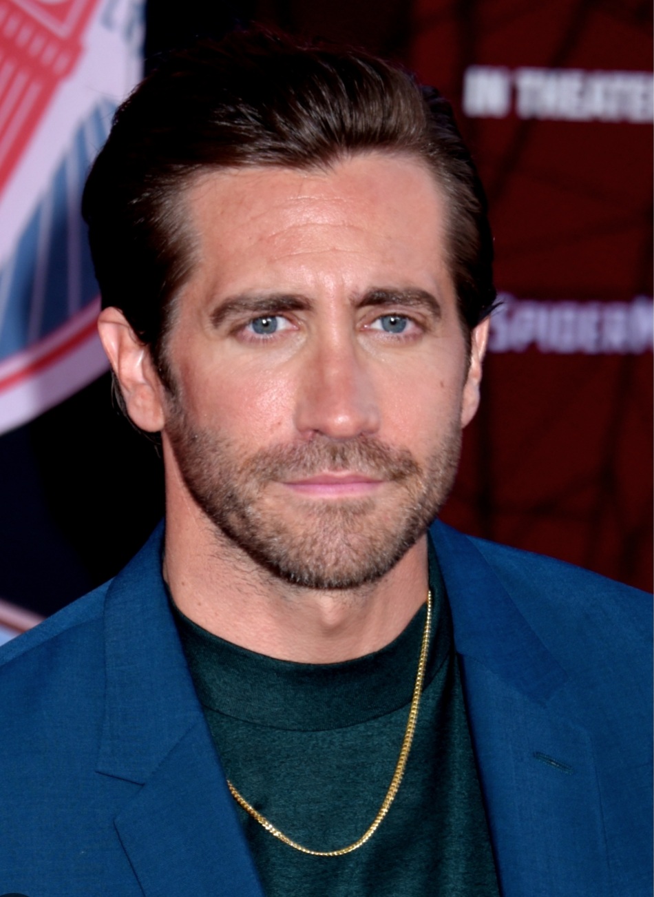HAPPY BIRTHDAY TO JACOB GYLLENHAAL