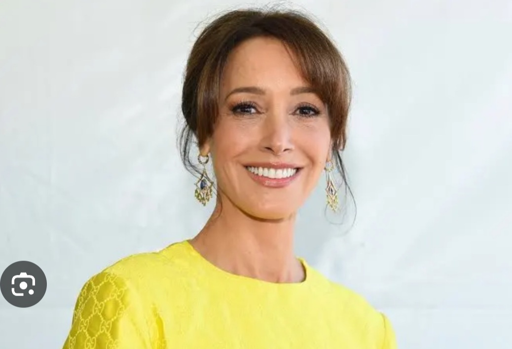 HAPPY BIRTHDAY TO JENNIFER BEALS