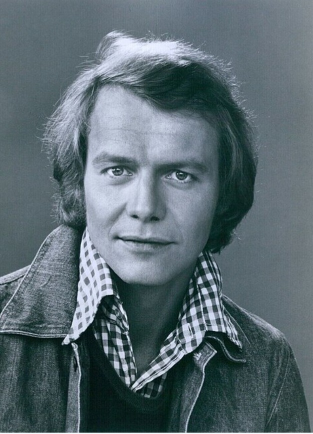 REMEMBERING DAVID SOUL ON HIS DEATH ANIVERSARY