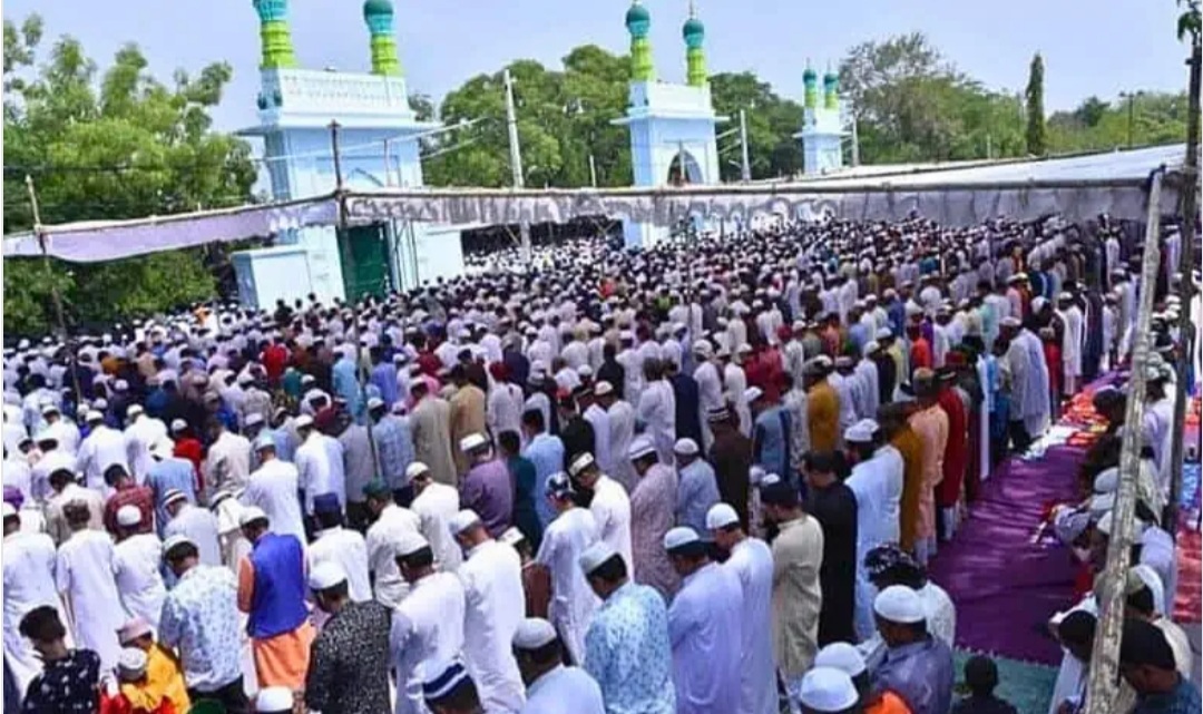 Traffic diversions, parking arrangements for Eid prayers in Hyderabad