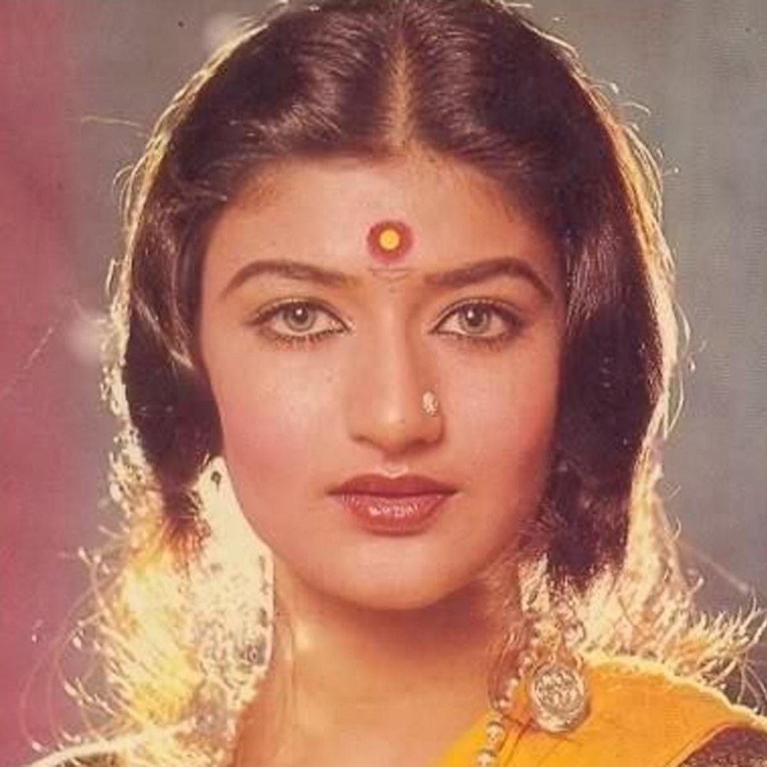 happy birthday 🎂 🎥 Sarika (Born: June 3, 1962)