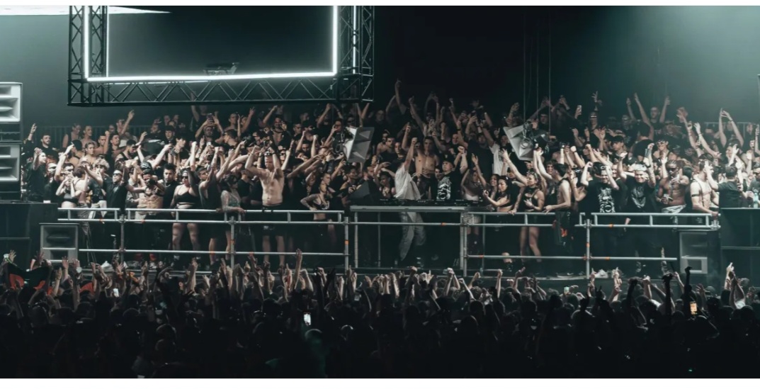 🔥🎵 Klangkuenstler Live in Dubai – One Night of Pure Techno Energy! 🎵🔥