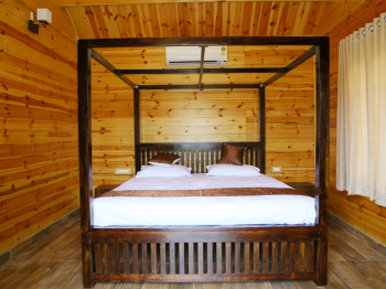 1050 Sq.ft. Farmhouse for Sale in Yadagirigutta, Hyderabad