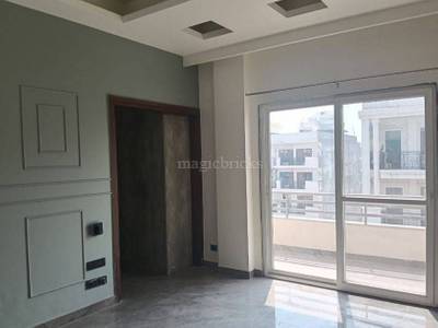 4.0 Cr ₹15,385/sqft 5 BHK Builder Floor For Sale in Sector 67, Gurgaon