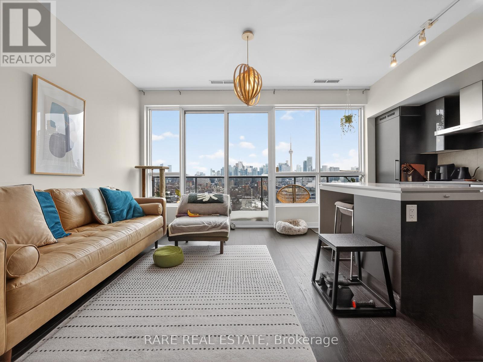 PH09 - 1030 KING STREET Toronto (Niagara), Ontario