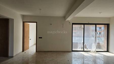 ₹1.60 Cr ₹6,238/sqft Validate Market Price with  PropWorth RERA 4 BHK Flat For Sale in Pramukh Shypram Sky Ghatlodiya, Ahmedabad