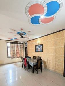 ₹1.65 Cr ₹9,011/sqft Validate Market Price with  PropWorth 4 BHK Builder Floor For Sale in Wave City, Ghaziabad