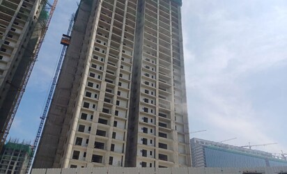 Western Springs 3 Bedroom 2955 Sq.Ft. Apartment in Puppalaguda Hyderabad Listing ID #9994239 ₹ 2.75 Cr.