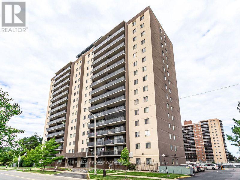 $325,000 206 - 60 STEVENSON ROAD Toronto (Mount Olive-Silverstone-Jamestown), Ontario M9V2B4